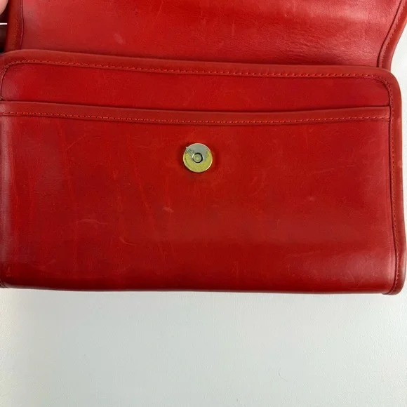 Vintage Coach Red Leather Envelope Clutch / Wallet — Bold Color Statement Piece - Picture 8 of 16